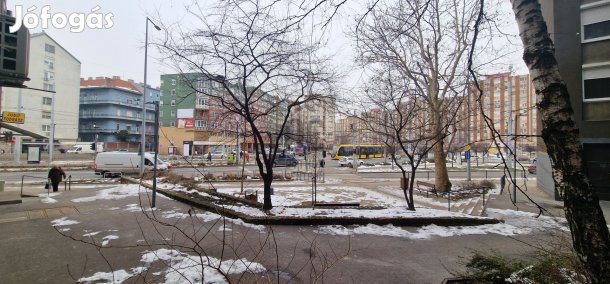 Otthon Start Programra alkalmas 3 szobás, csúsztatott zsalus lakás Kőb