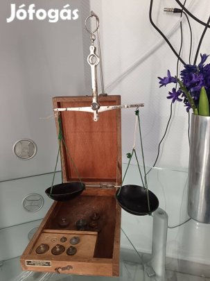 Otthoni patika-vagy ékszermérleg hordozható