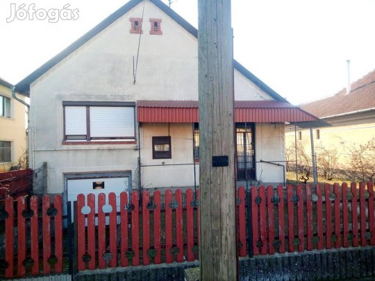 Öttömösi 3 szobás, 180 nm-es téglaépítésű családi ház