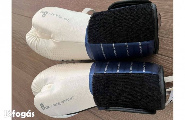 Outshock 8 oz boxkesztyűpár