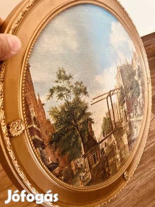 Ovális kép keretben 