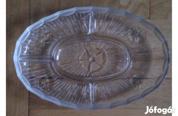 Ovális osztott üveg kináló tál, asztalközép