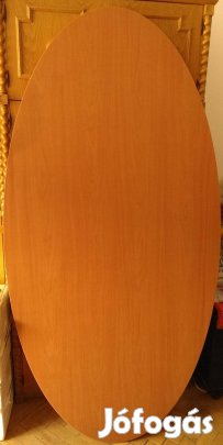 Ovális tárgyaló asztal