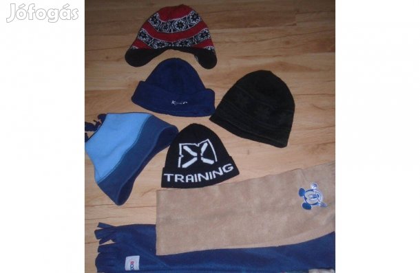 Óvodás méretű sapkák sálak