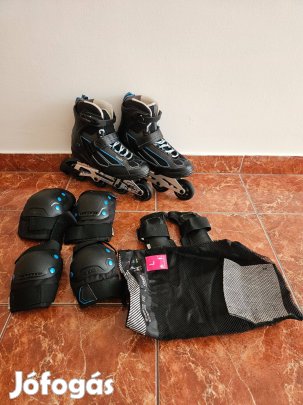Oxelo görkorcsolya, felnőtt 43-as és védőfelszerelés szett