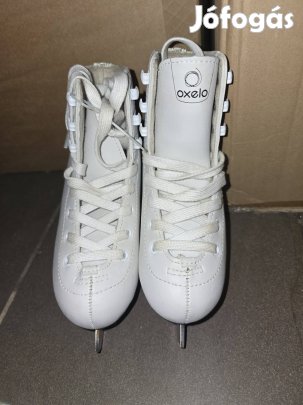 Oxelo kislány korcsolya, 31-es 