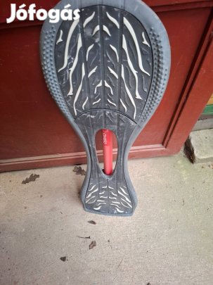 Oxeloboard gördeszka