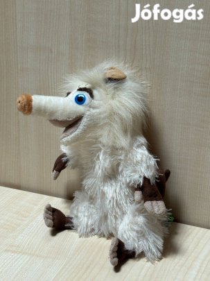 Ozzie,az opusszum mesefigura az Over the Hedge c. meséből