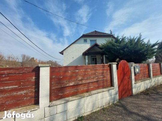 PANORÁMÁS, TÁGAS CSALÁDI HÁZ ELADÓ PÉCS  ÜRÖG