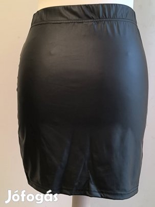 PU rövid szoknya 