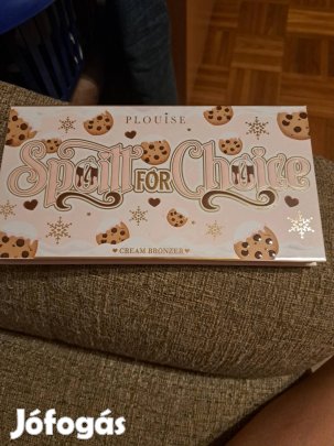 P Louise krémes bronzosító paletta.