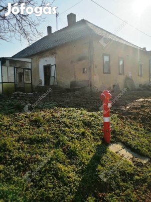 Pacsai eladó 165 nm-es ház