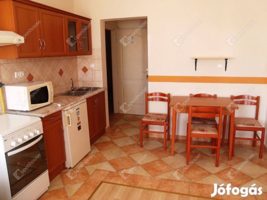 Pacsán apartman lakás kiadó