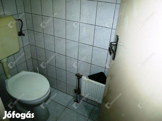 Pacsán apartman lakás kiadó!