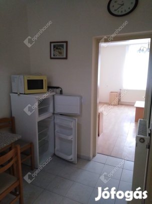 Pacsán apartman lakás kiadó!