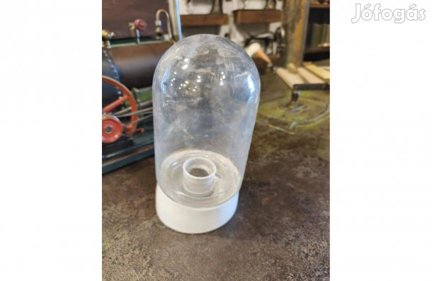 Pajta lámpa, nagyobb fajta, azonnal szerelhető, jó állapotban 2