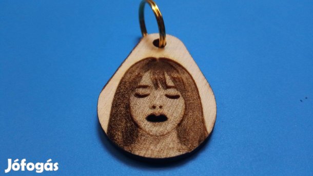 Pajzán kulcstartó. Tátika1 Sexy női fejjel. Baráti fiúnak, férfinak