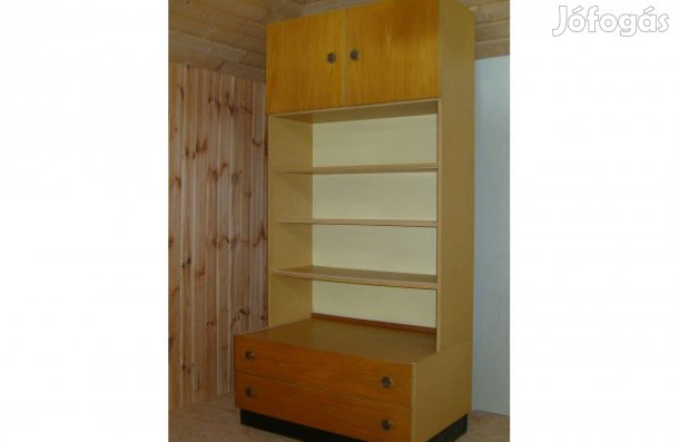 Pakolós, polcos, vitrines fenyő színű szekrény kiváló állapotban