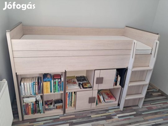 Pakolós-kuckózós gyerekágy (90x200) kihúzható íróasztallal