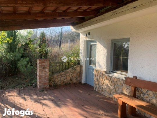 Pákozdi eladó 25 nm-es ház