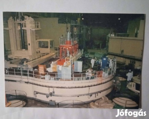 Paksi Atomerőmű Rt. posta tiszta képeslap , átrakógép