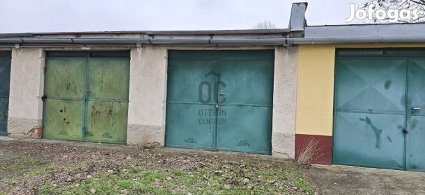 Pakson aknás garázs eladó