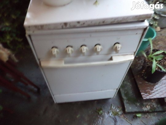 Palackos gáztüzhely eladó!