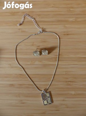 Palettás nyaklánc és fülbevaló