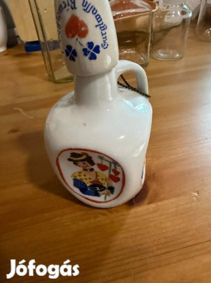 Pálinkás, likőrös porcelán palack, német, 2,5 dl-es, ritkaság