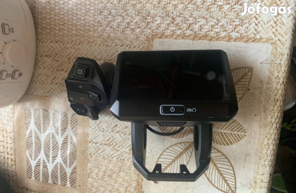 Panasonic D1 a Flyer kijelző , vezérlő eladó !