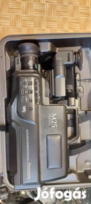 Panasonic M25 videókamera 