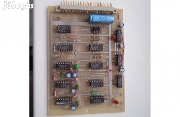Panel Fzh 215 és Hamlin HE 721 IC-kkel