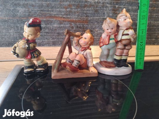 Pánk hajú gyerek figurák régiségek egy tételként