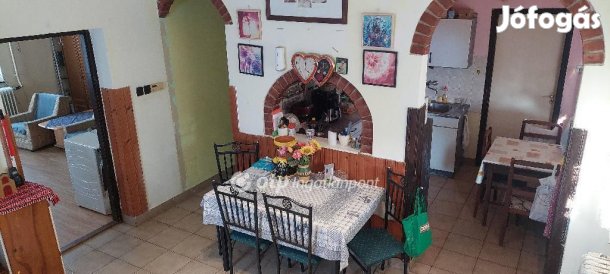 Pannonhalmai eladó 111 nm-es ház