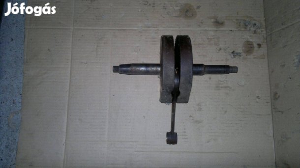 Pannonia 1 hengeres fötengely