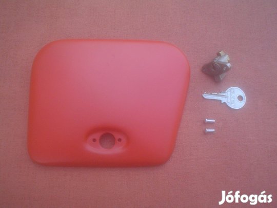 Pannonia P 20 P 21 új szerszámos ajtó elzett zárral és kulcsal