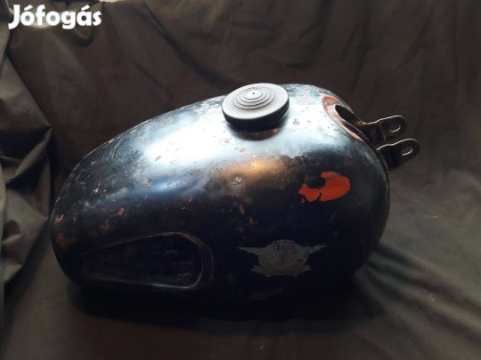 Pannónia benzintank eladó