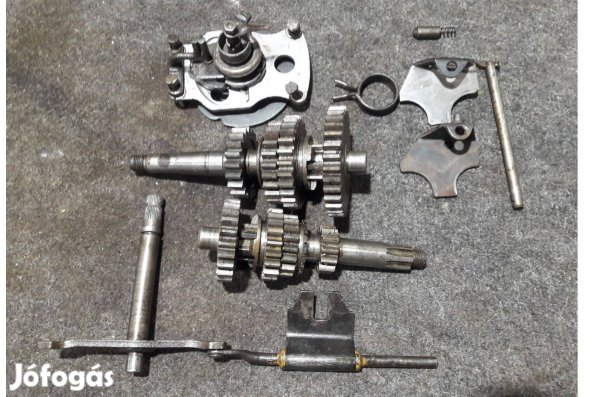 Pannónia komplett gyári váltó szett