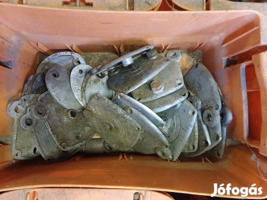 Pannónia váltó fedél.