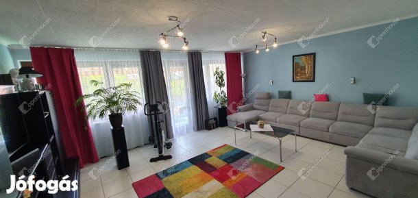 Panorámás 5 szobás családi ház 2 garázzsal eladó Sátoraljaújhelyen!