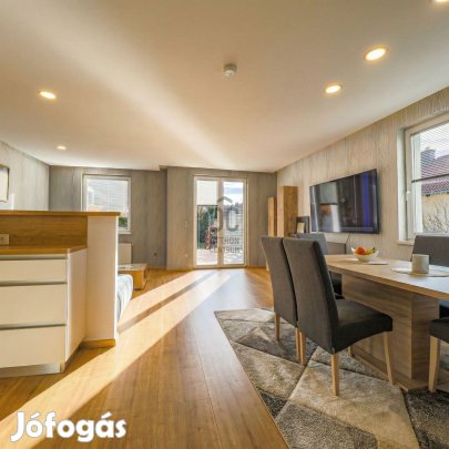 Panorámás, felújított ikerház  Sopron, Pihenőkereszt lakópark