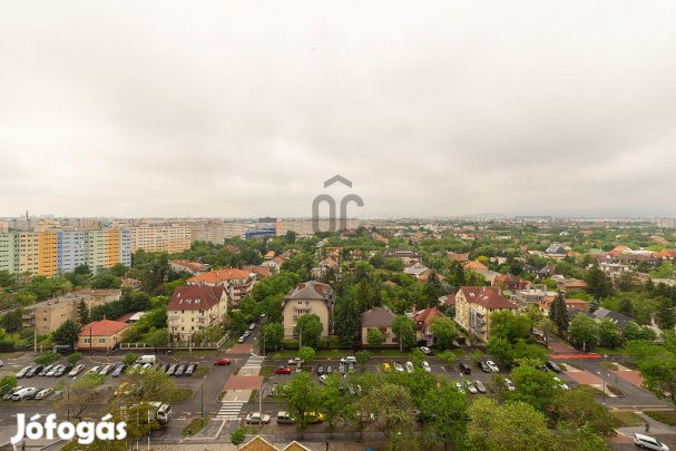 Panorámás panel garzon 5 percre az Örstől