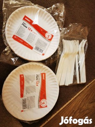 Papírtányér és villa egyben