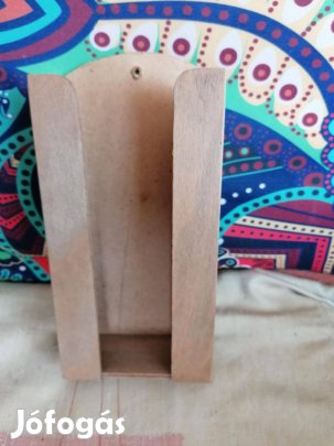 Papírzsebkendő tartó álló, fekvő, vagy falra akasztható