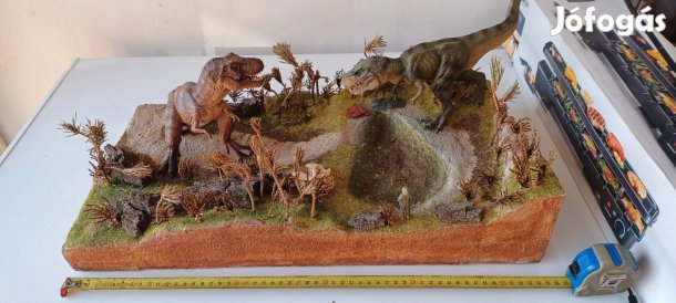 Papo 1/35 T-Rex témájú dioráma (figurákkal vagy nélkül) eladó!