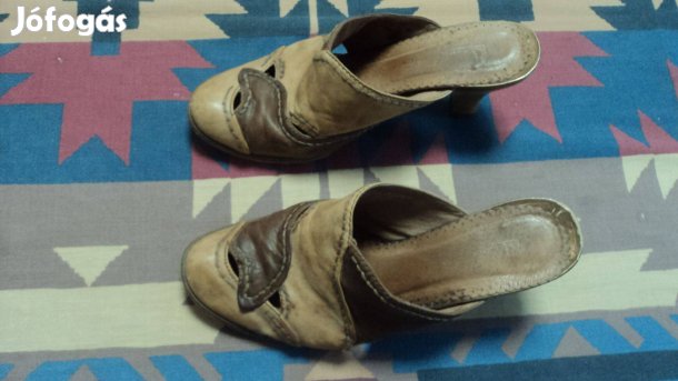 Papucs 7 cm sarok magasság