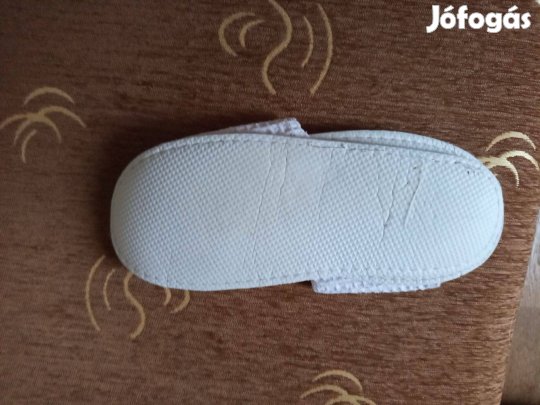 Papucsok 1000 Ft