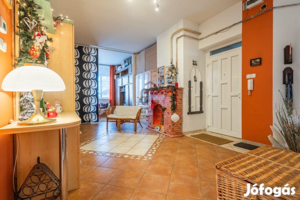 Pár lépésre a történelmi belvárostól!