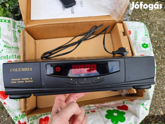 Parabola antenna és Columbia beltéri egység 250 csatorna A kültéri rés