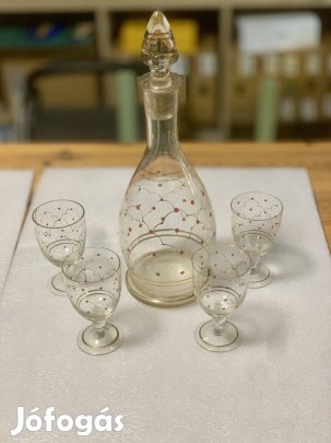 Parádi piros pöttyös készlet